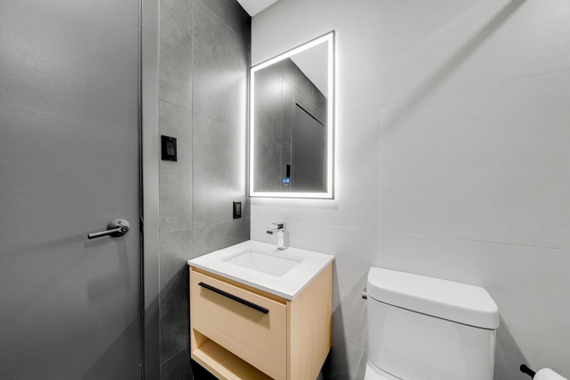 Lift Hotel Montréal Dış mekan fotoğraf