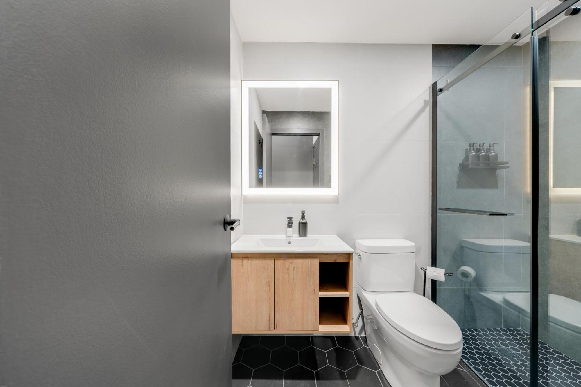 Lift Hotel Montréal Dış mekan fotoğraf