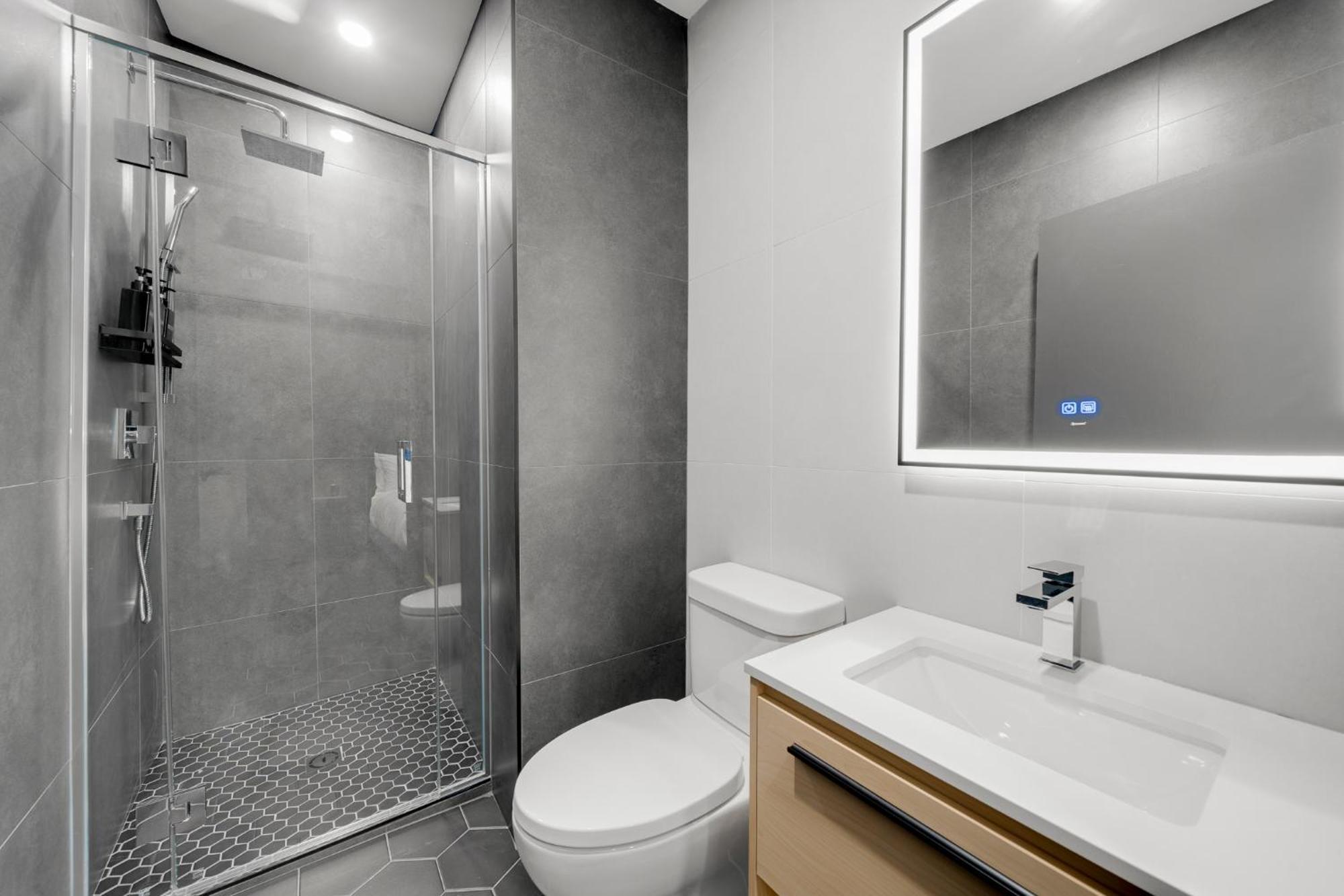 Lift Hotel Montréal Dış mekan fotoğraf